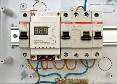 Автоматические выключатели и стабилизаторы.jpg