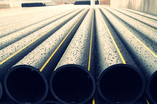 Полиэтиленовые трубы и фитинги.jpg