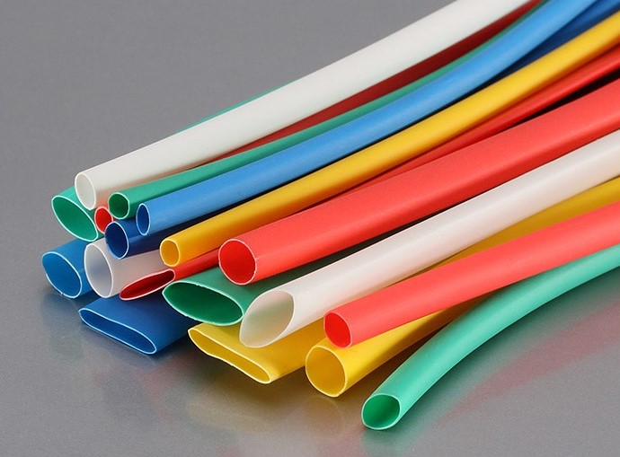 Изолента и термоусадочные трубки.jpg