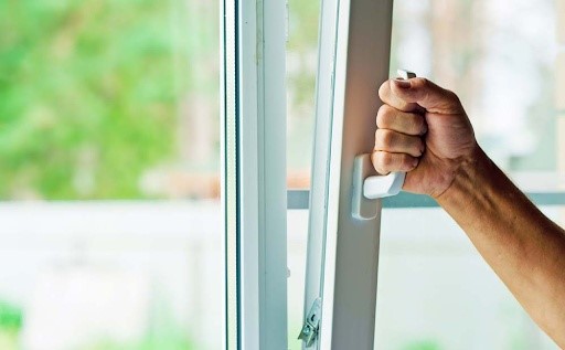 Пластиковые окна.jpg