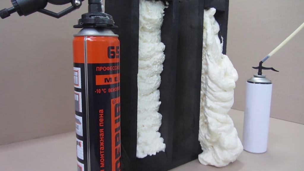 монтажная пена.jpg
